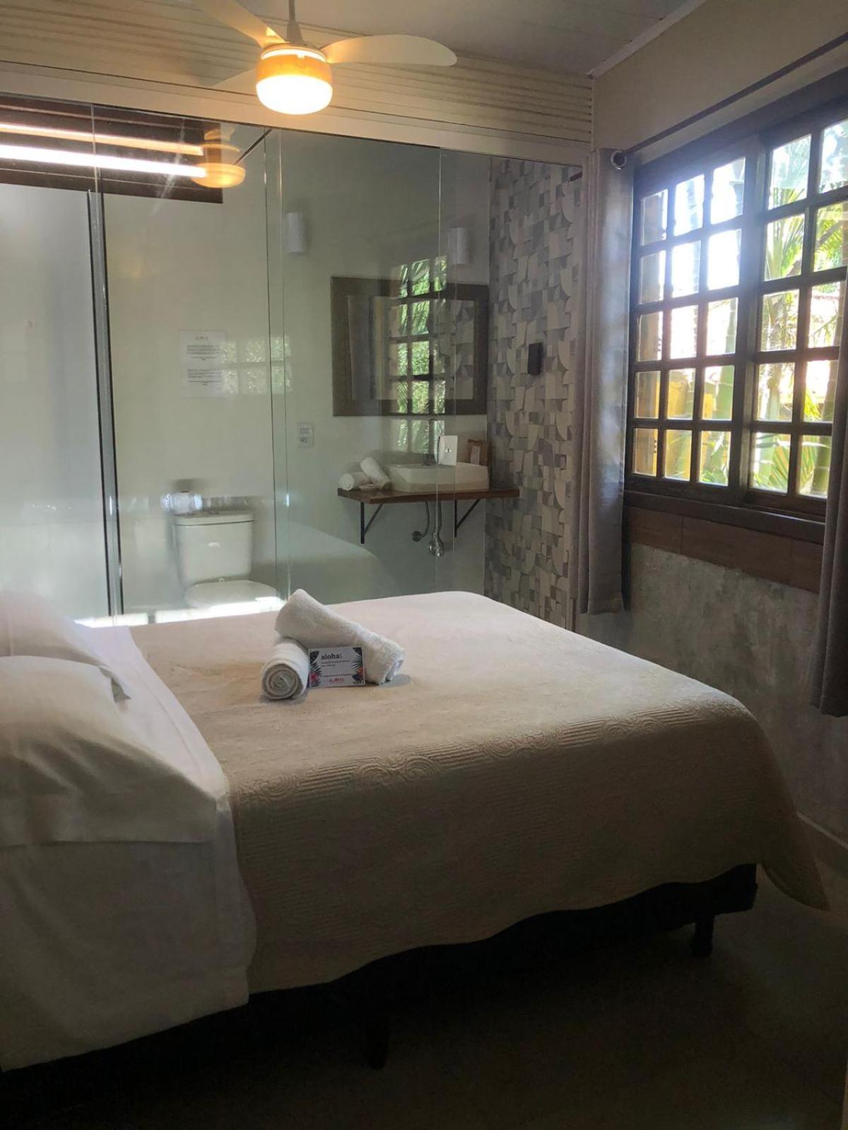 Pousada Aloha Beach House Praia do Rosa Phòng bức ảnh